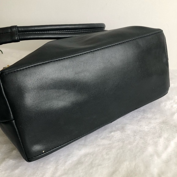 Giani Bernini Navy Leather Shoulder Bag - Picture 4 of 10